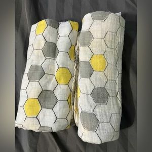2 Aden & Anais bee/hexagon themed muslin swaddles